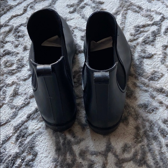 Chelsea Boots - Picture 3 of 3